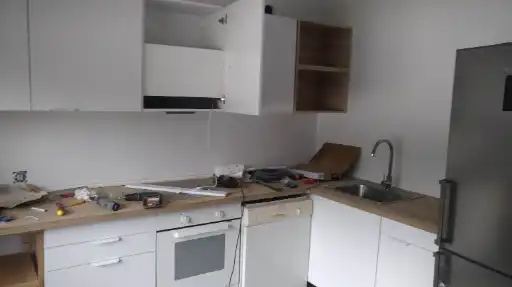 Montaje de cocina realizado por Sonia y Carlos Montaje de cocina de Leroy Merlin Basic